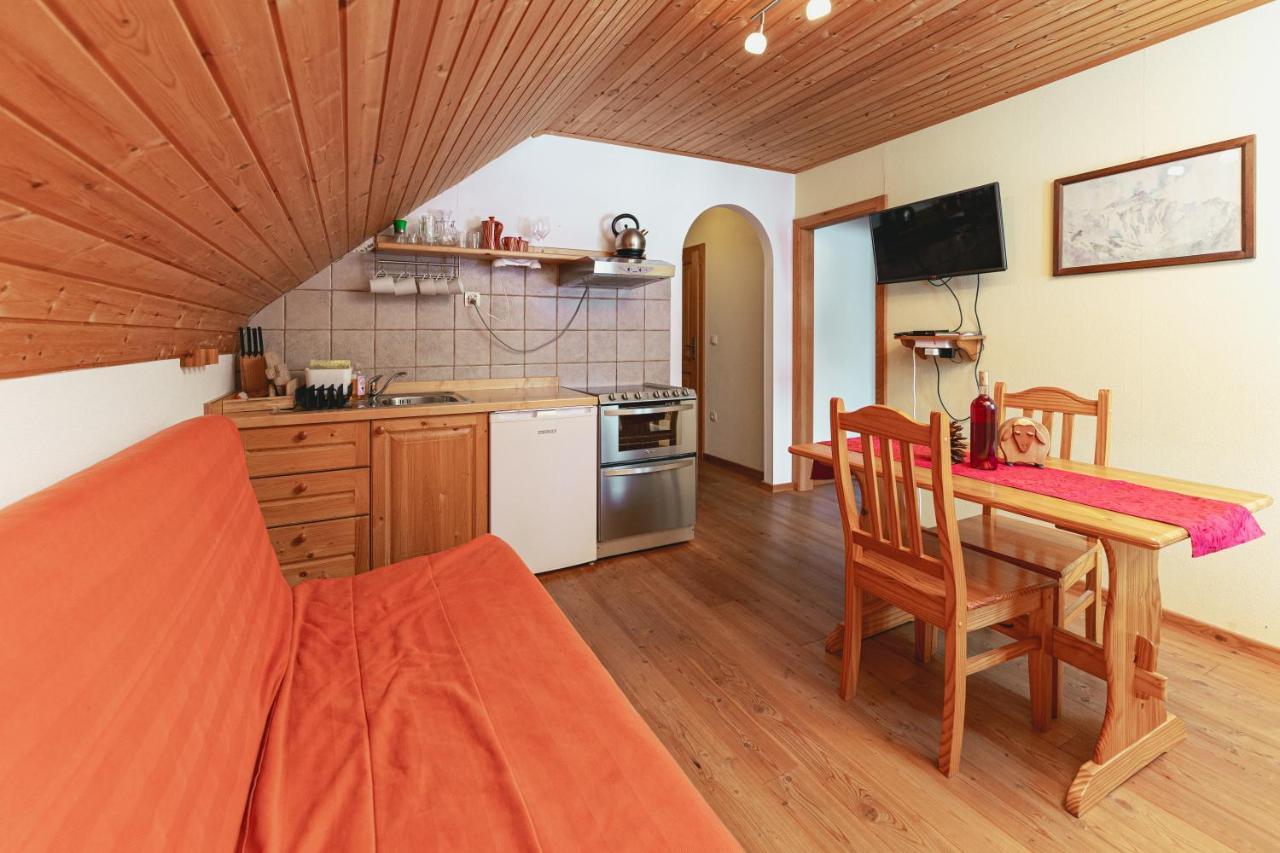 Organic Tourist Farm Pri Plajerju Apartment Trenta